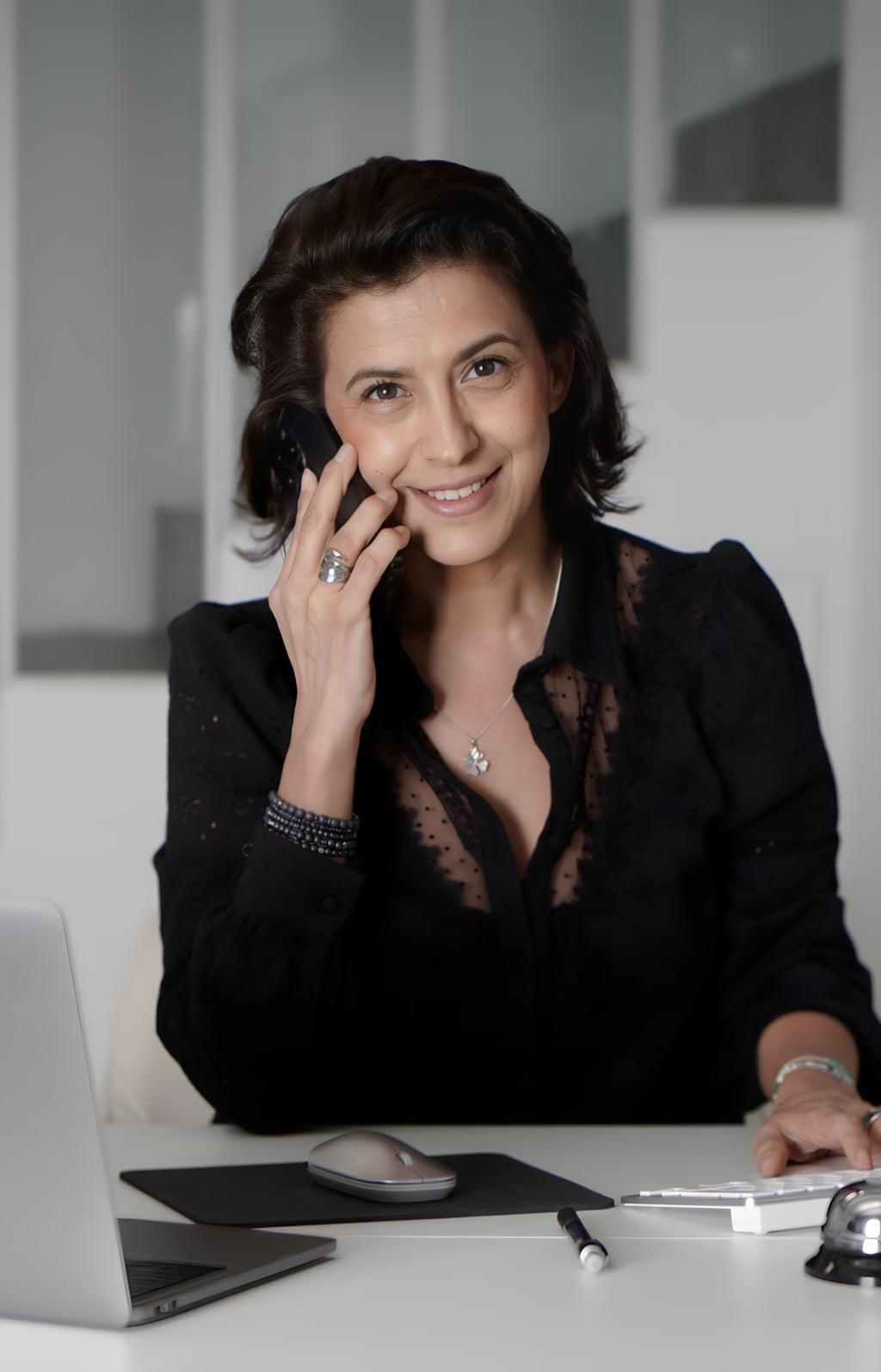 Christina Aleixo à son bureau